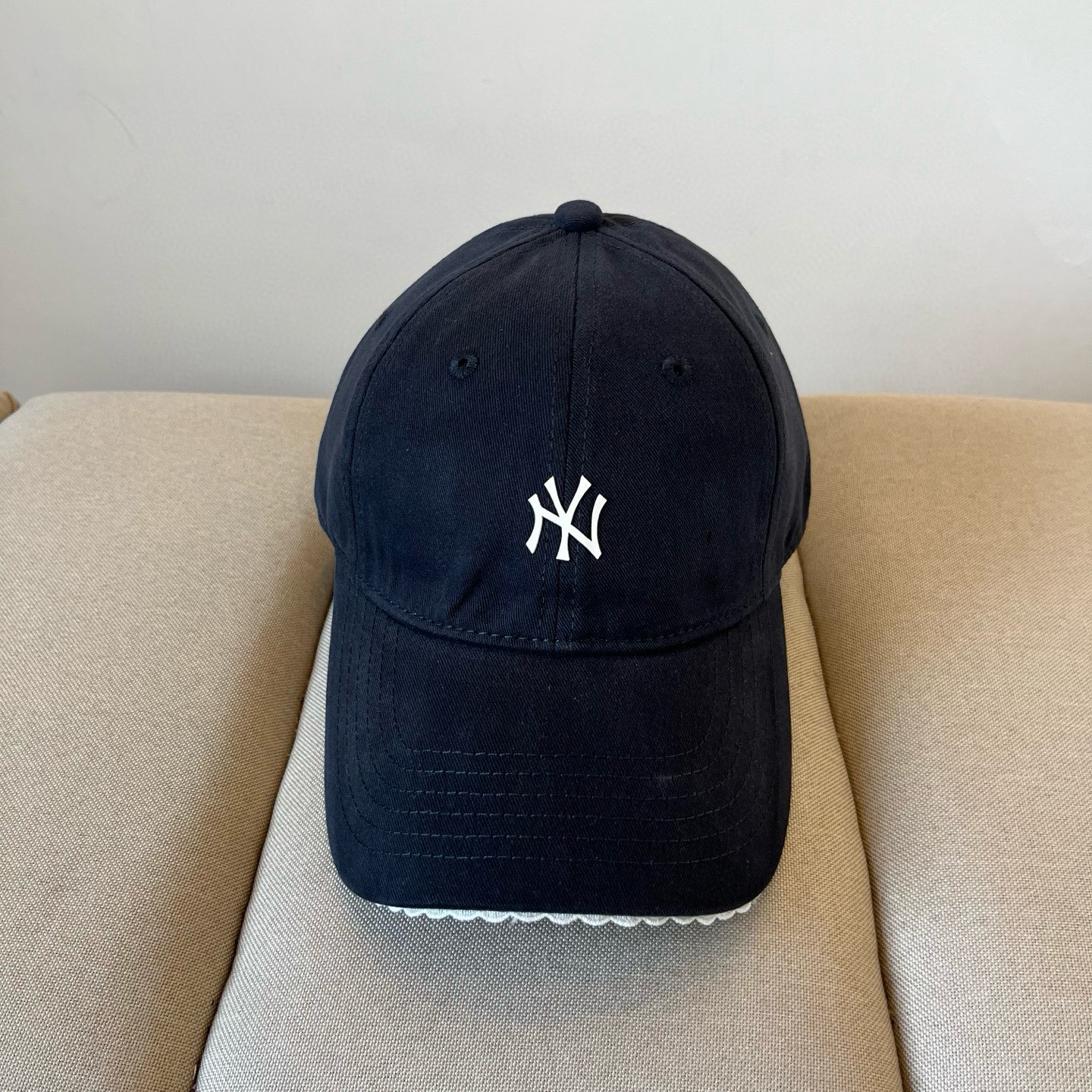  新品ꫛꫀꪝ ❥——❤专柜品质，细节就是完美
MLB拼接新款 官网步上新Ny🧢，代购版本 质量看细节好！