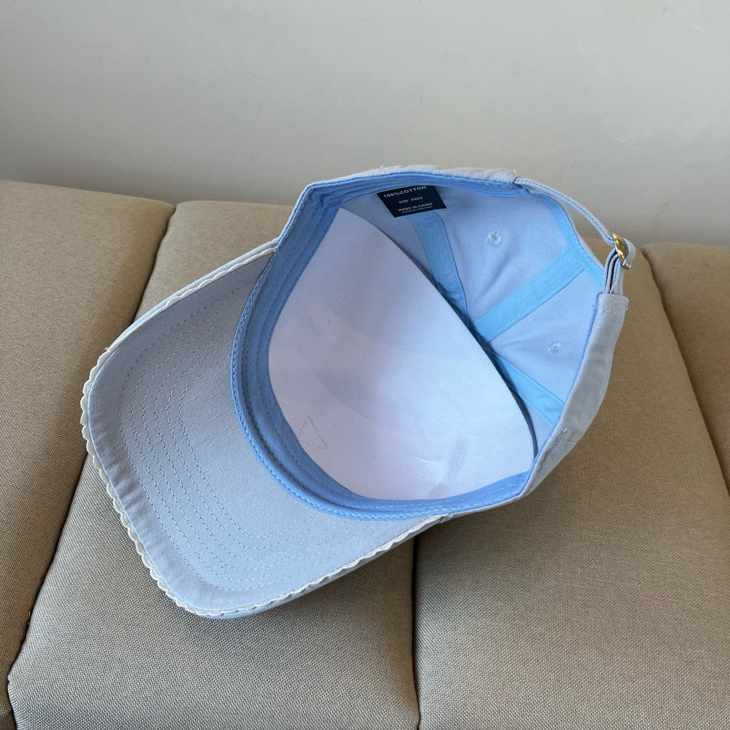  新品ꫛꫀꪝ ❥——❤专柜品质，细节就是完美
MLB拼接新款 官网步上新Ny🧢，代购版本 质量看细节好！