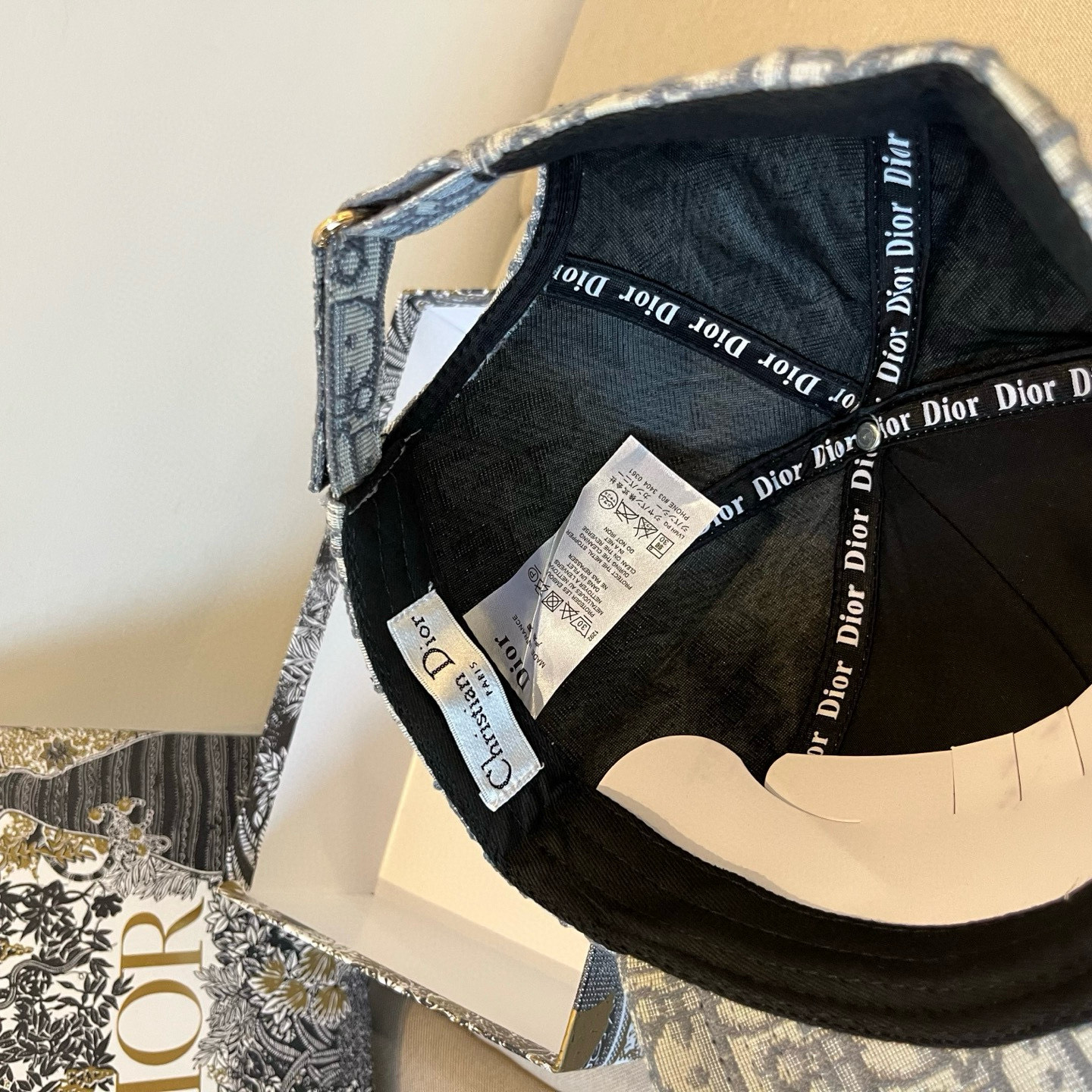 【DIOR迪奥】新款走量简约棒球帽🧢，新款出货，大牌款超好搭配，赶紧入手！