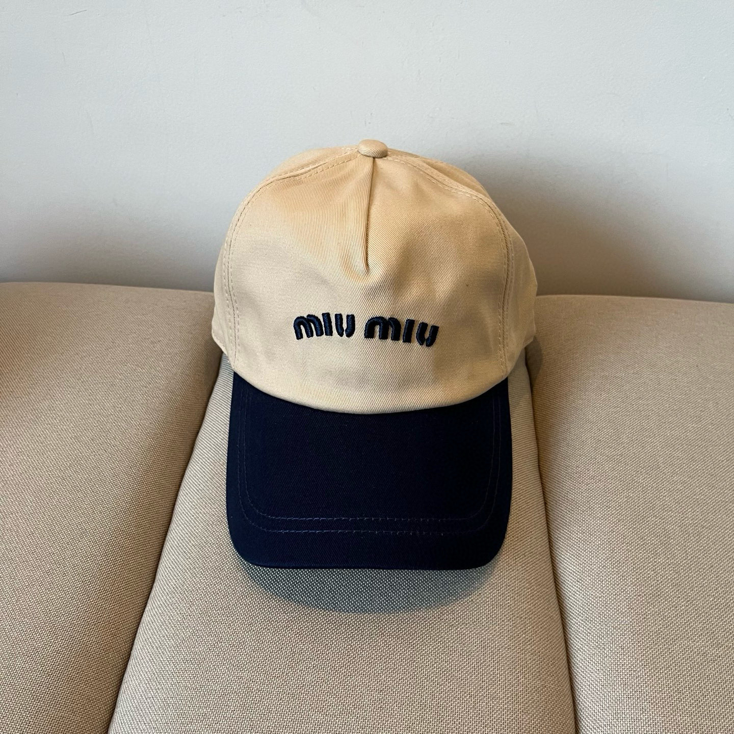  谬谬miumiu 原单春夏新款棒球帽，正品开模订制，原版做工细致质量超赞！