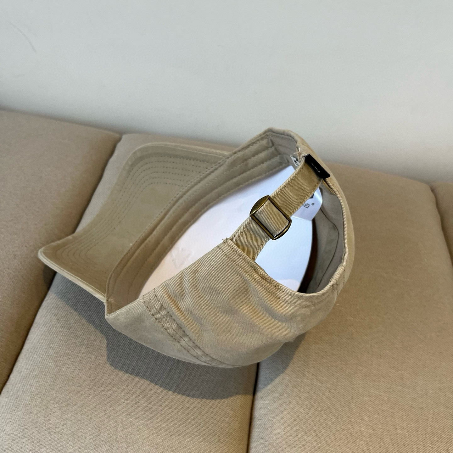  谬谬miumiu 原单春夏新款棒球帽，正品开模订制，原版做工细致质量超赞！