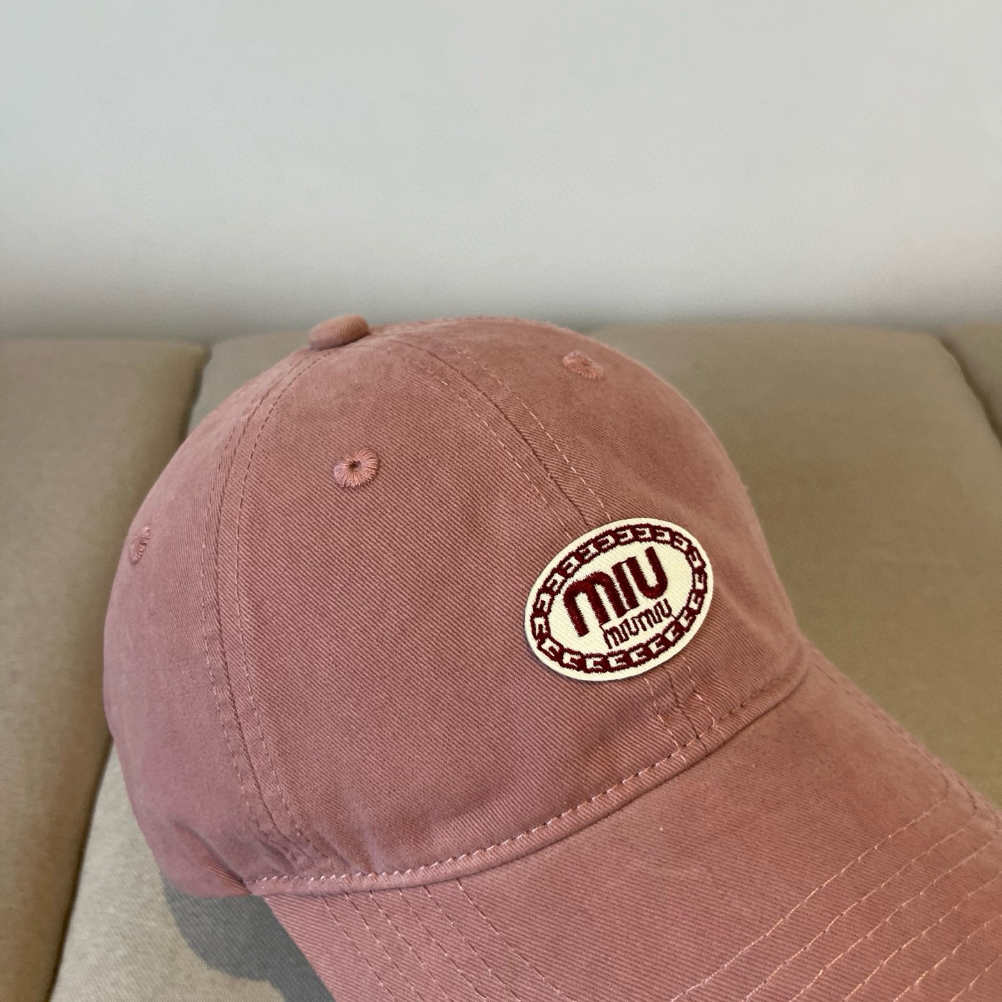  谬谬miumiu 原单春夏新款棒球帽，正品开模订制，原版做工细致质量超赞！