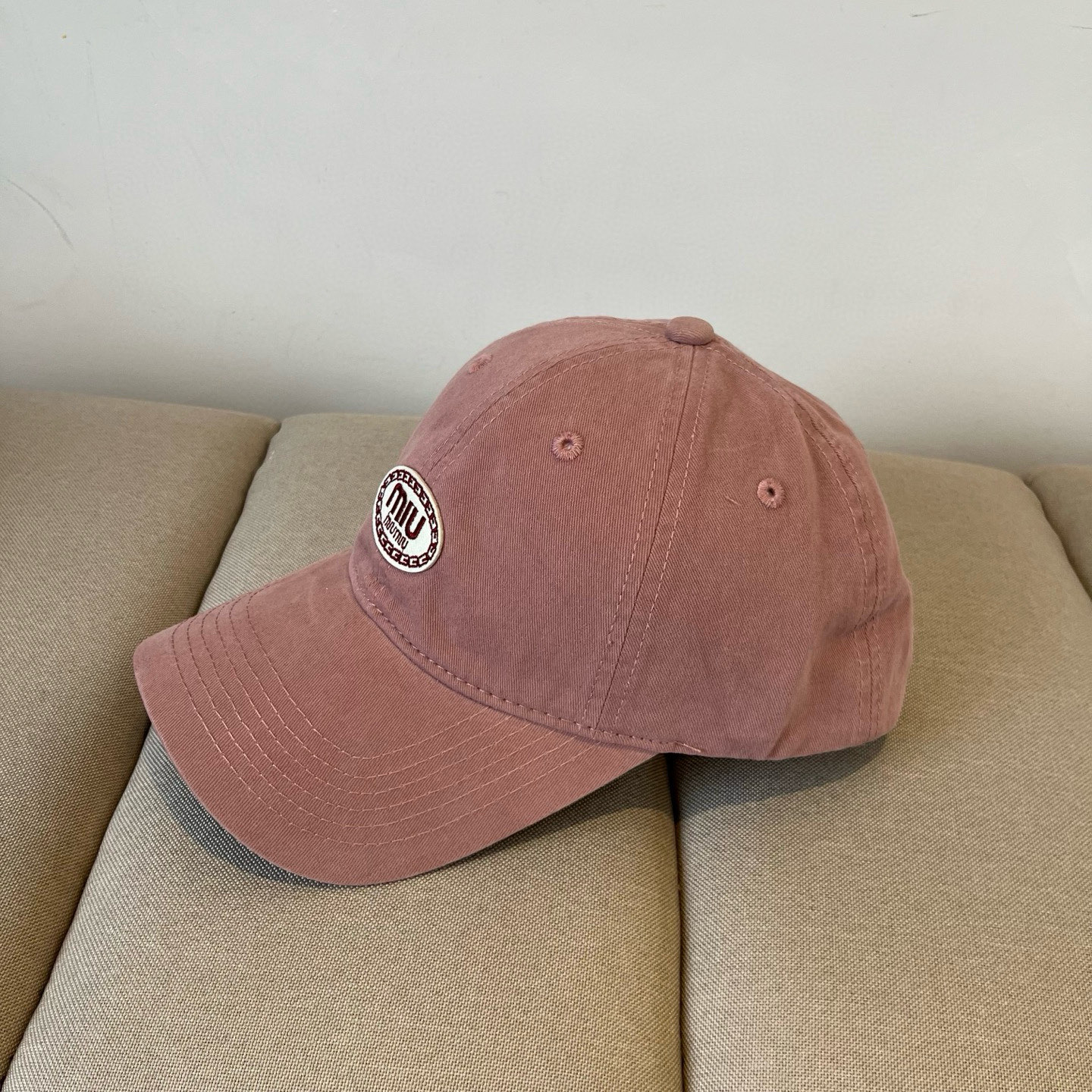  谬谬miumiu 原单春夏新款棒球帽，正品开模订制，原版做工细致质量超赞！