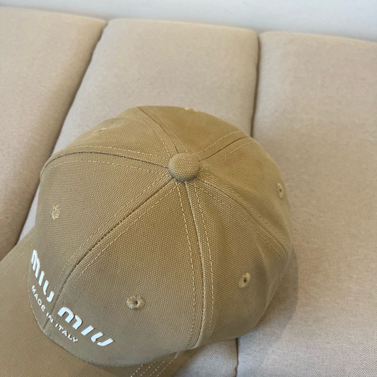  谬谬miumiu 原单春夏新款棒球帽，正品开模订制，原版做工细致质量超赞！