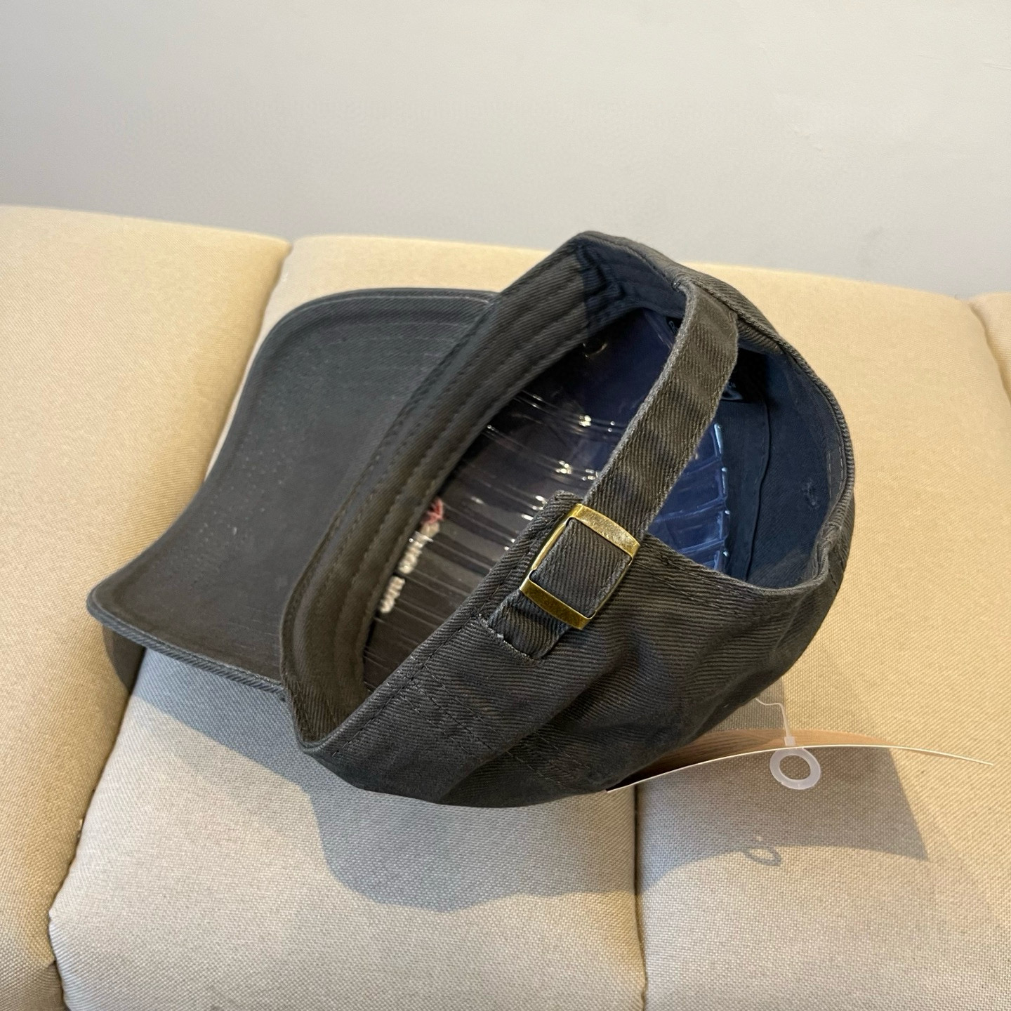  谬谬miumiu 原单春夏新款棒球帽，正品开模订制，原版做工细致质量超赞！