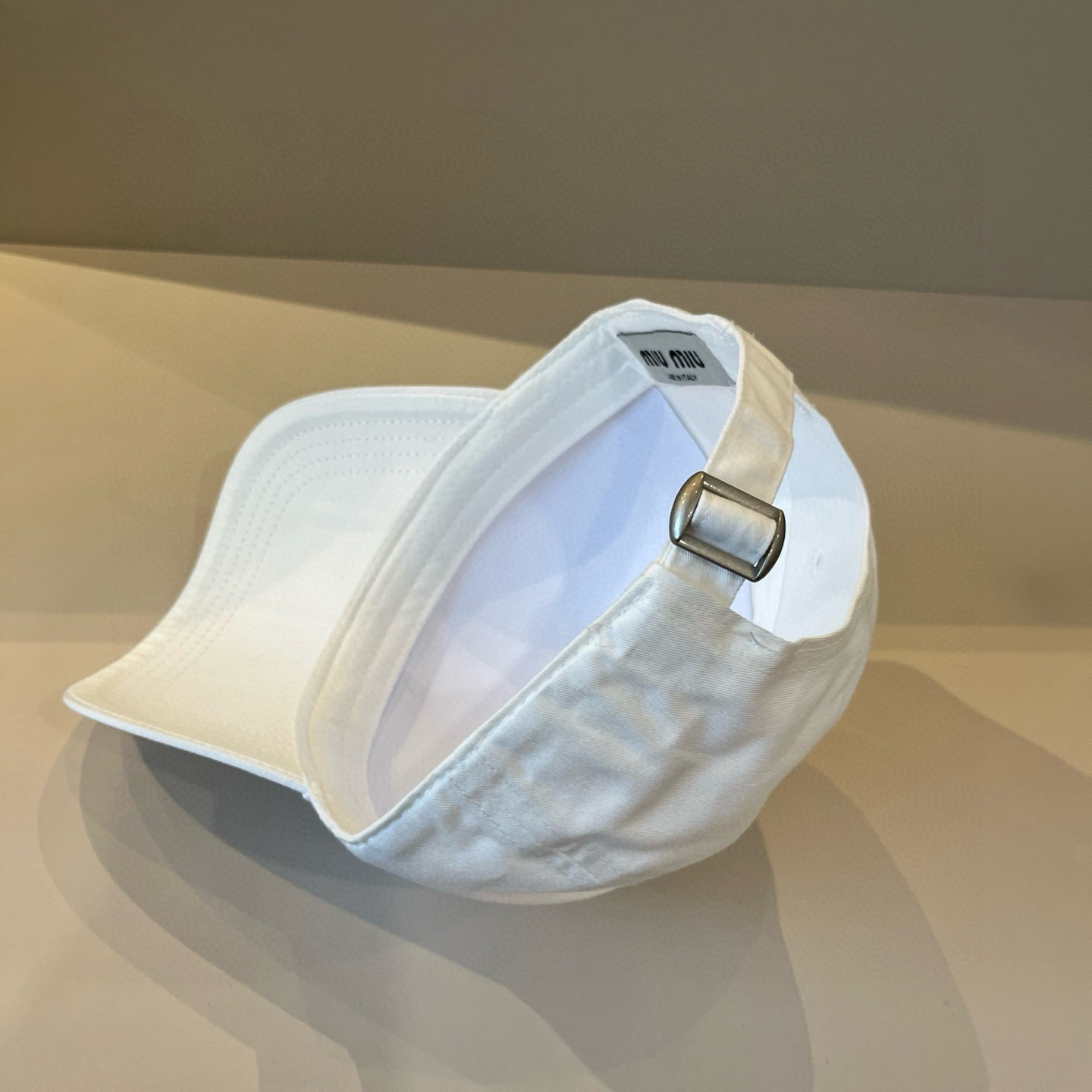  谬谬miumiu 原单春夏新款棒球帽，正品开模订制，原版做工细致质量超赞！