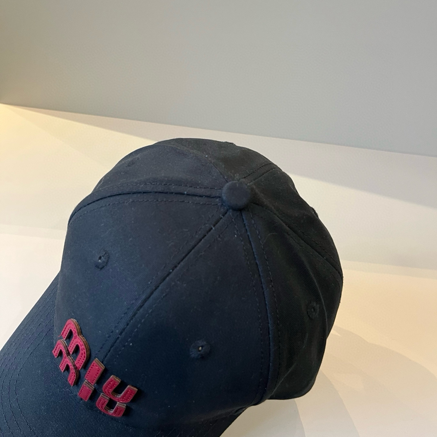  谬谬miumiu 原单春夏新款棒球帽，正品开模订制，原版做工细致质量超赞！