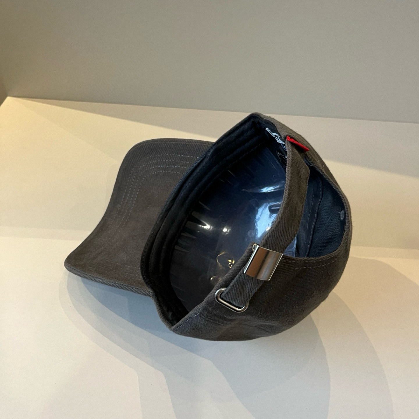  谬谬miumiu 原单春夏新款棒球帽，正品开模订制，原版做工细致质量超赞！