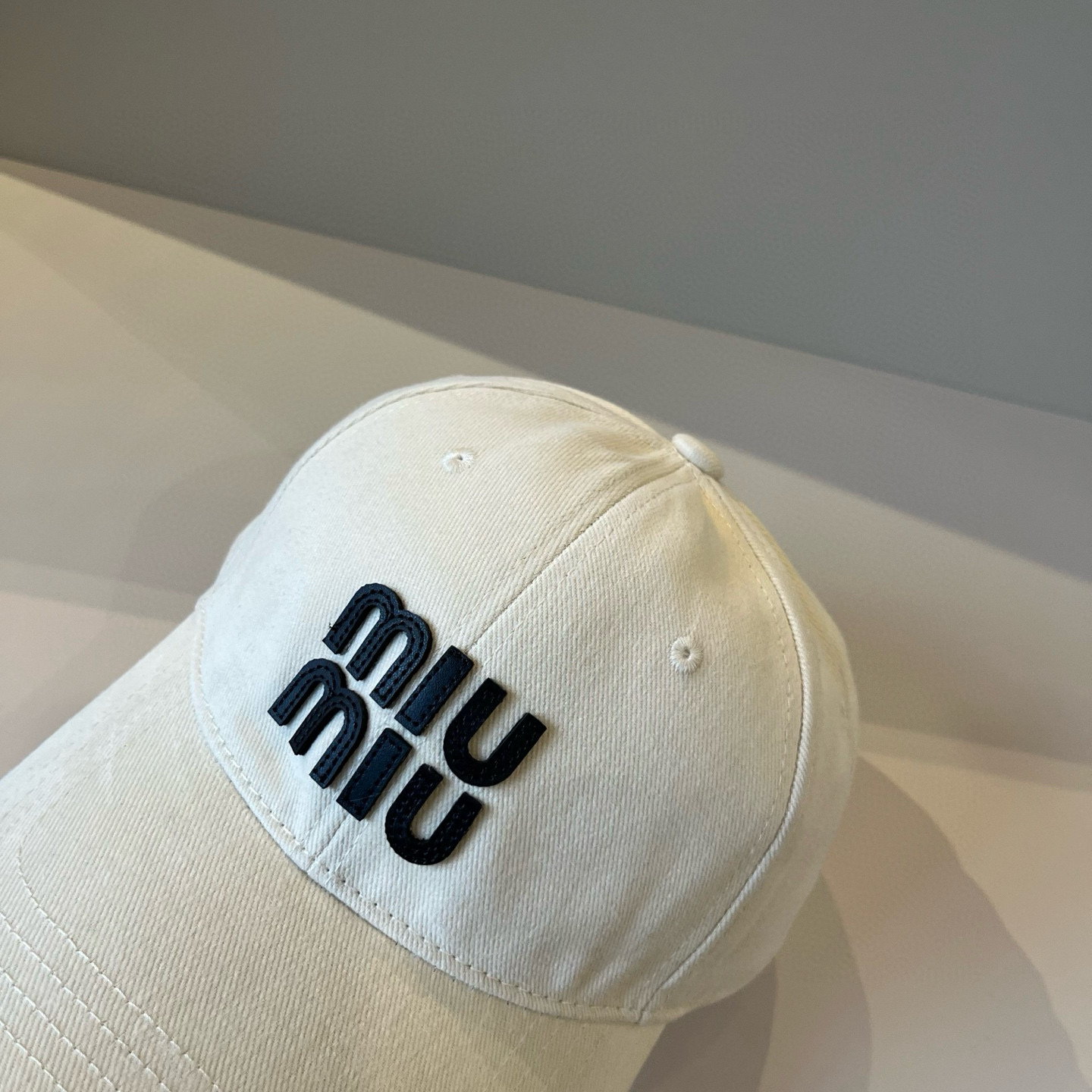  谬谬miumiu 原单春夏新款棒球帽，正品开模订制，原版做工细致质量超赞！