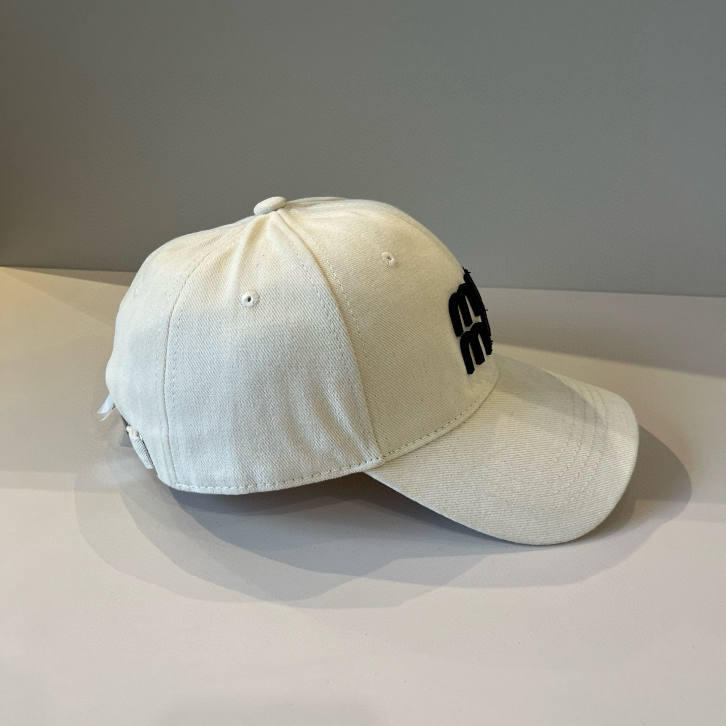  谬谬miumiu 原单春夏新款棒球帽，正品开模订制，原版做工细致质量超赞！