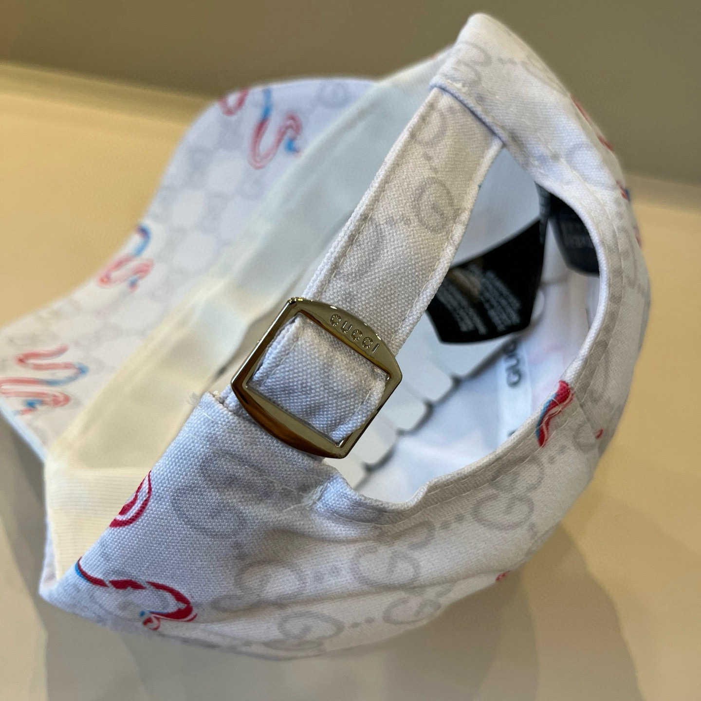  古奇棒球帽♥️GUCCI🧢官网新品，棒球帽，原单品质火爆来袭 。🎩 工艺非常精美 高档大气上档次！低调