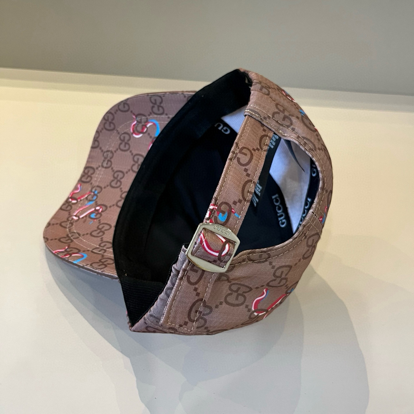  古奇棒球帽♥️GUCCI🧢官网新品，棒球帽，原单品质火爆来袭 。🎩 工艺非常精美 高档大气上档次！低调