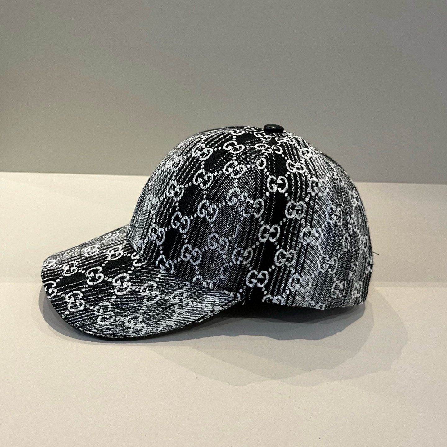  古奇棒球帽♥️GUCCI🧢官网新品，棒球帽，原单品质火爆来袭 。🎩 工艺非常精美 高档大气上档次！低调