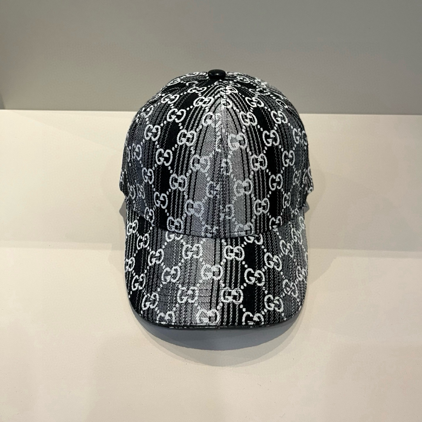  古奇棒球帽♥️GUCCI🧢官网新品，棒球帽，原单品质火爆来袭 。🎩 工艺非常精美 高档大气上档次！低调