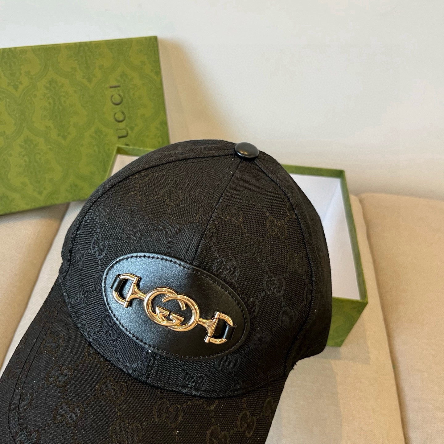  古奇棒球帽♥️GUCCI🧢官网新品，棒球帽，原单品质火爆来袭 。🎩 工艺非常精美 高档大气上档次！低调