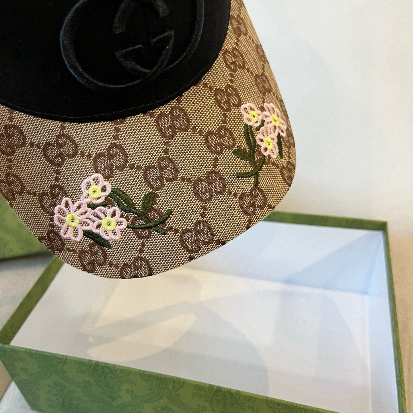  古奇棒球帽♥️GUCCI🧢官网新品，棒球帽，原单品质火爆来袭 。🎩 工艺非常精美 高档大气上档次！低调