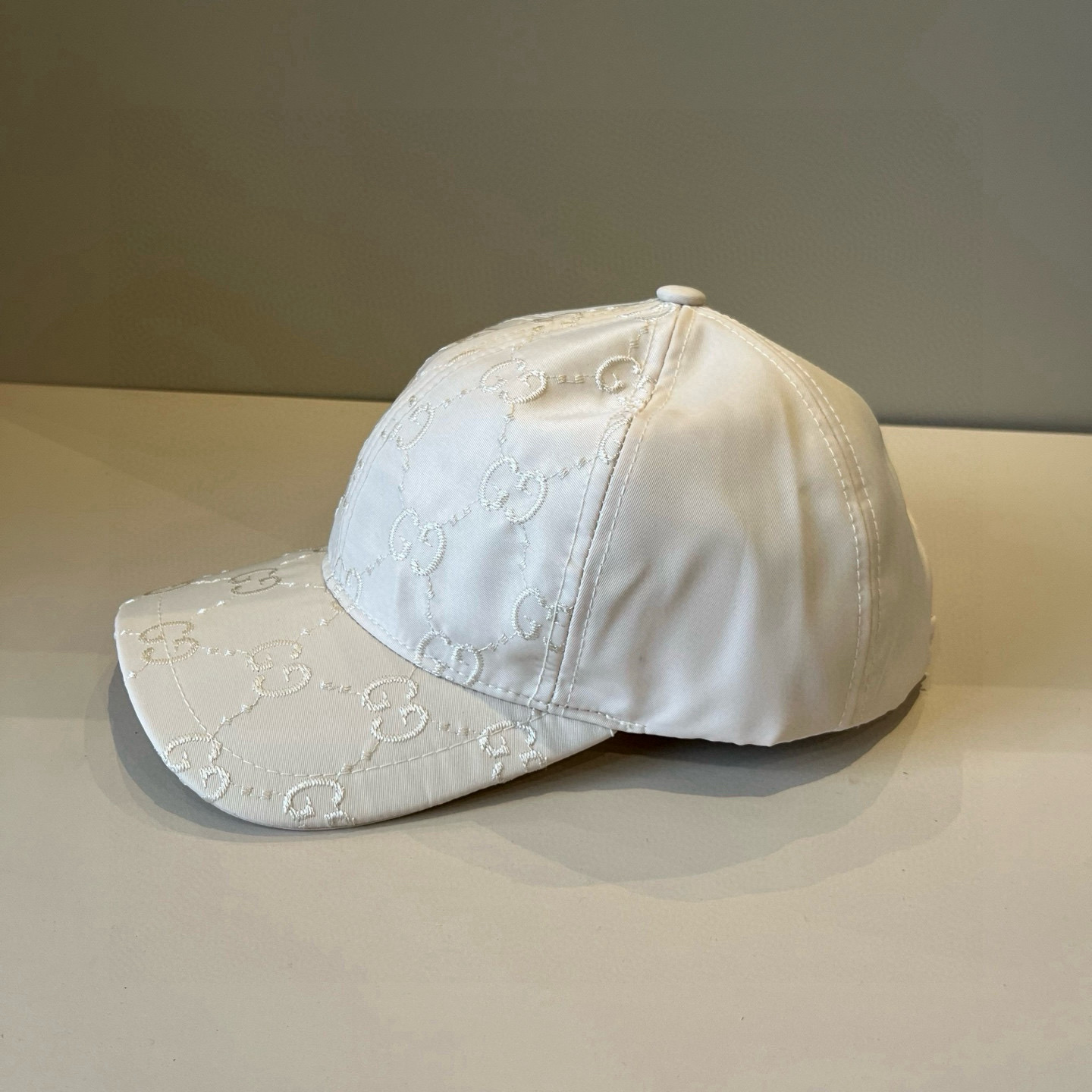  古奇棒球帽♥️GUCCI🧢官网新品，棒球帽，原单品质火爆来袭 。🎩 工艺非常精美 高档大气上档次！低调