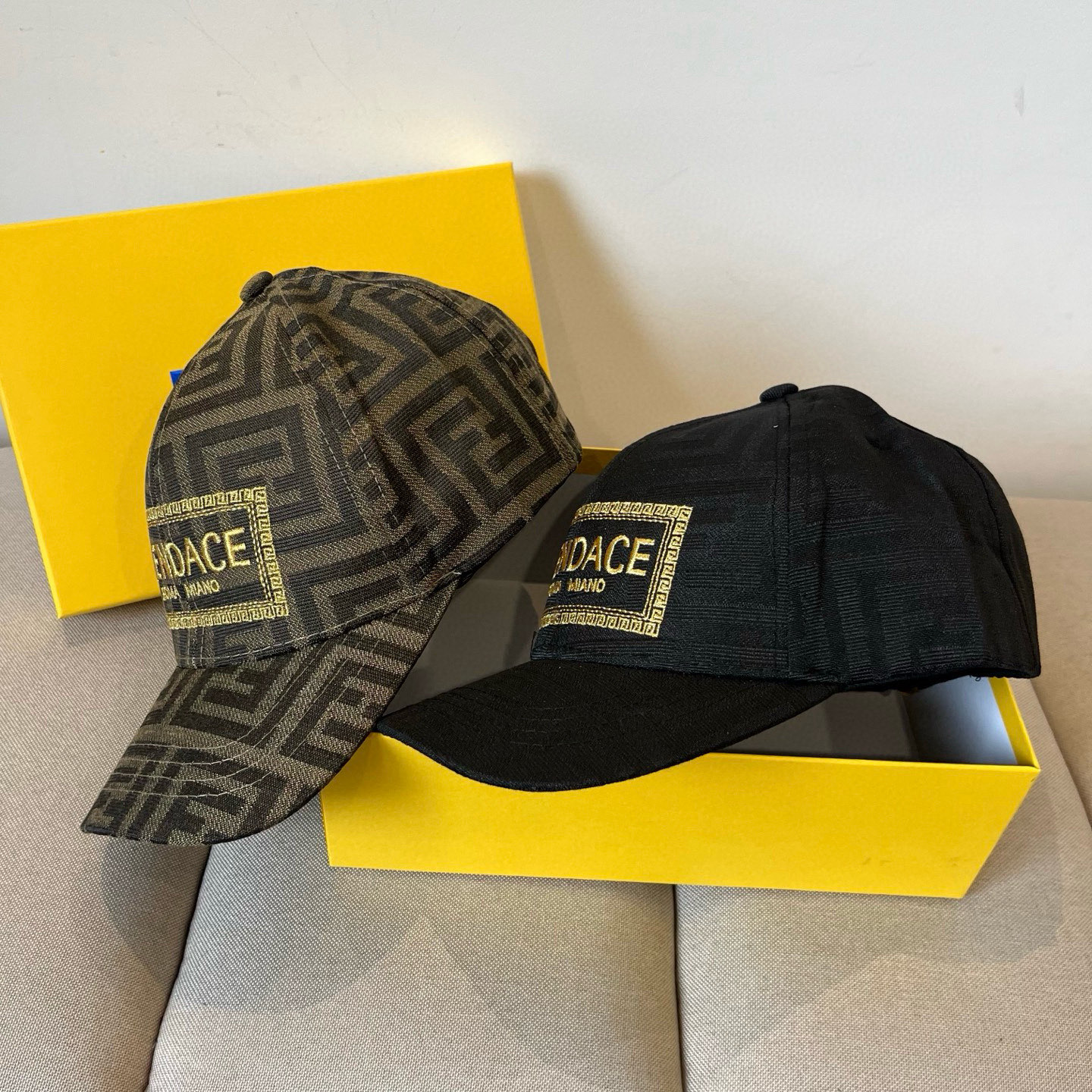  FENDI芬迪 老花系列棒球帽🧢 经典FF中古单品，气质穿搭单品，质量杠杠👍