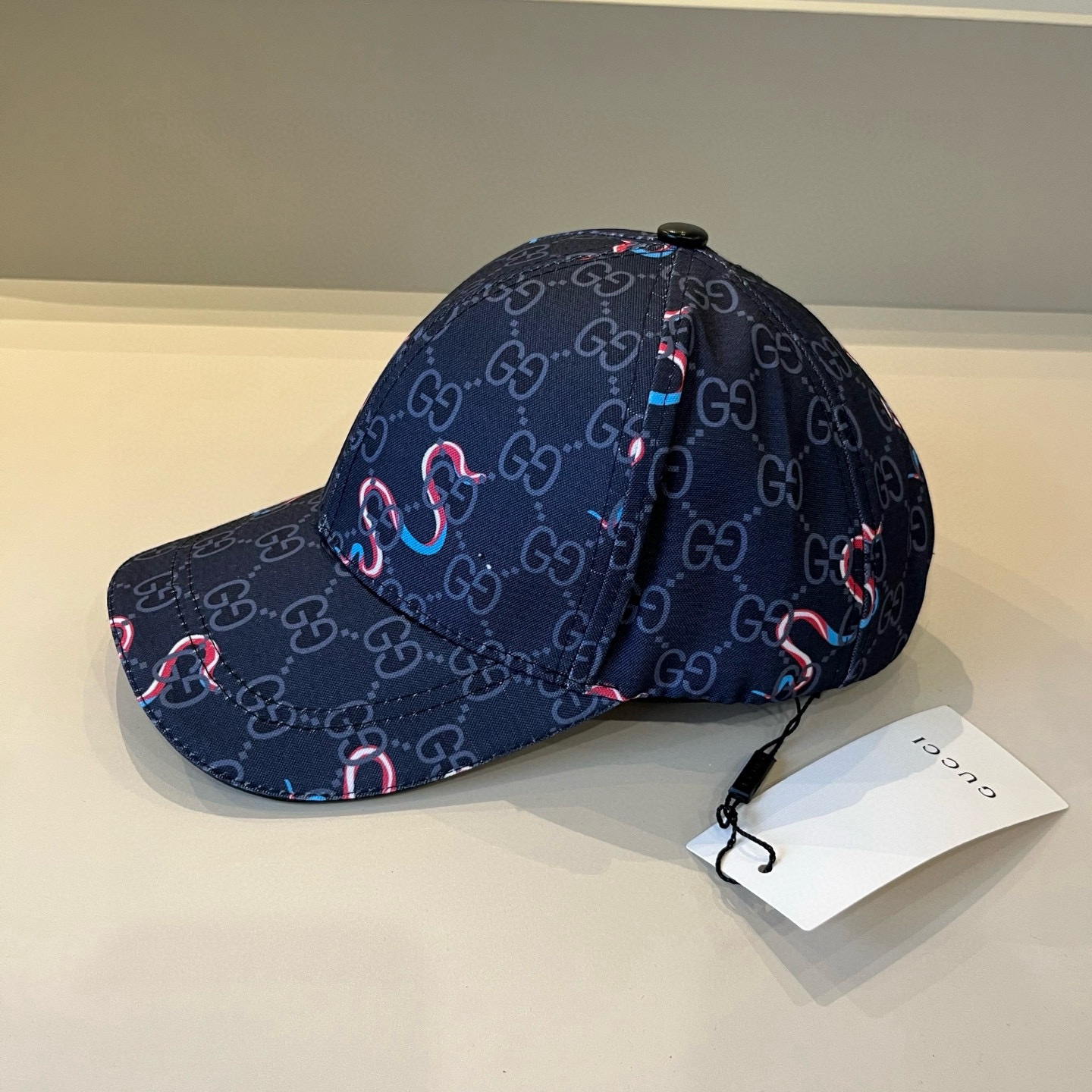  古奇棒球帽♥️GUCCI🧢官网新品，棒球帽，原单品质火爆来袭 。🎩 工艺非常精美 高档大气上档次！低调