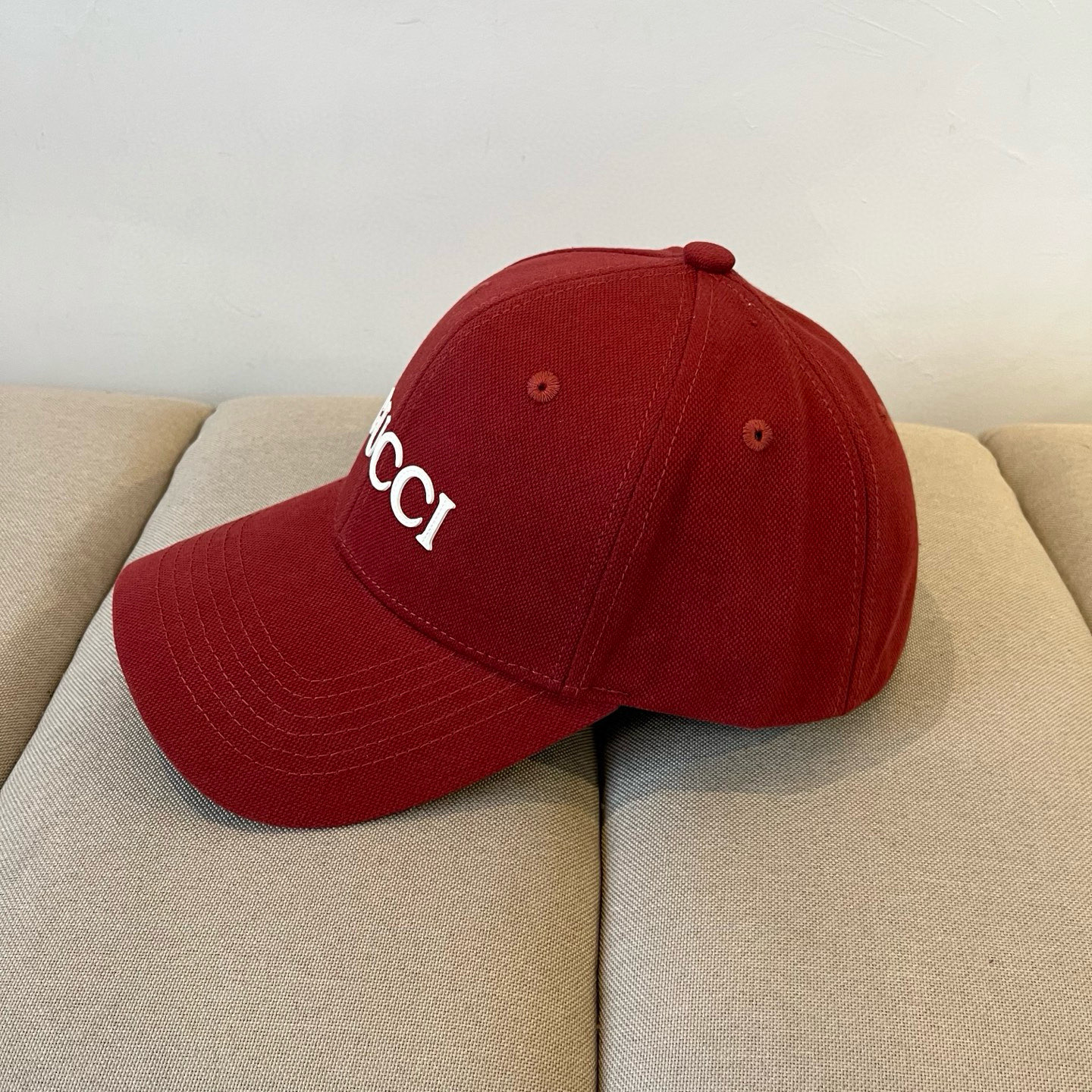  古奇棒球帽♥️GUCCI🧢官网新品，棒球帽，原单品质火爆来袭 。🎩 工艺非常精美 高档大气上档次！低调