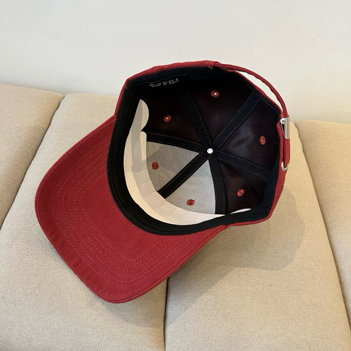  古奇棒球帽♥️GUCCI🧢官网新品，棒球帽，原单品质火爆来袭 。🎩 工艺非常精美 高档大气上档次！低调