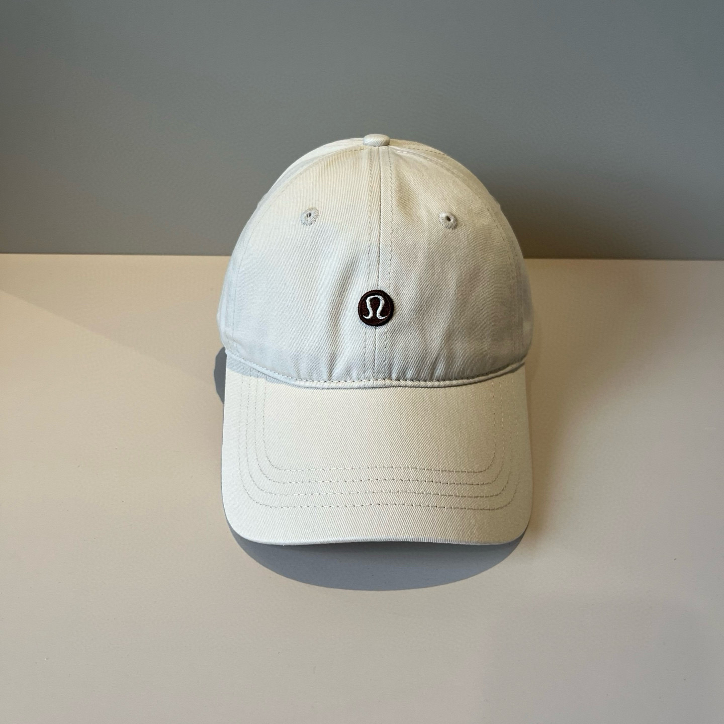 NO:348649,LULULEMON Baseball Cap The lulu that those who love fitness must have heard of~ It is very suitable for you who have dopamine. Get it quickly. Hats, straw hats, fishermen's hats, baseball caps, hats, espadrilles, hatsLULULEMON棒球帽 爱健身的集美们一定听过的lulu~ 非常适合多巴胺的你 颜色齐全赶快入手.帽子草帽渔夫帽棒球帽,帽子,espadrilles,hats,hat
