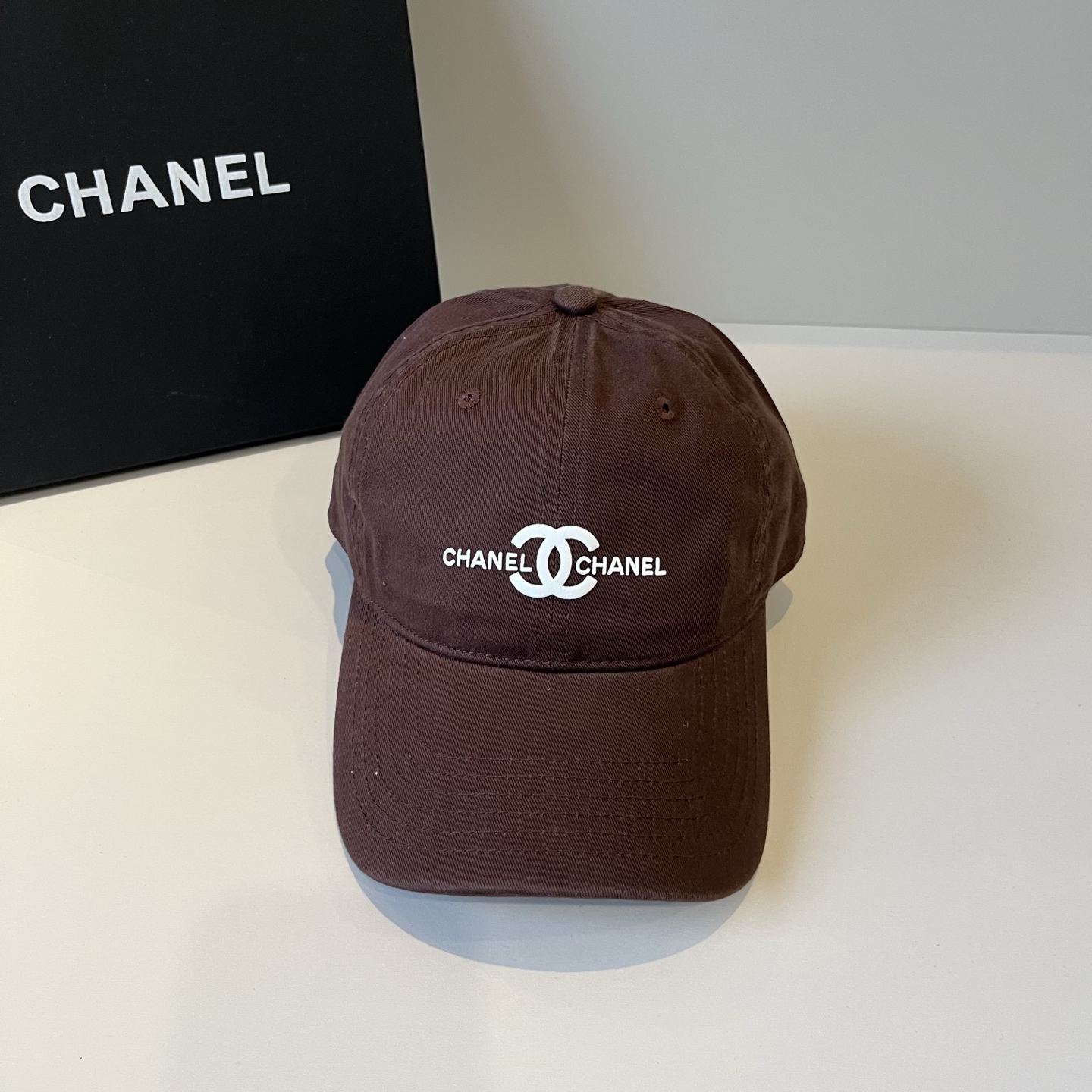 NO:348617,Chanel CHANEL new baseball cap, Xiaoxiang classic simple, fashionable and casual design New hat Straw hat Fisherman hat Baseball cap, hat, chanel, chanel, espadrilles, hats香奈儿CHANEL 新品棒球帽,小香经典简约,时尚休闲设计 跑量新品帽子草帽渔夫帽棒球帽,帽子,chanel,chanel,espadrilles,hats,hat