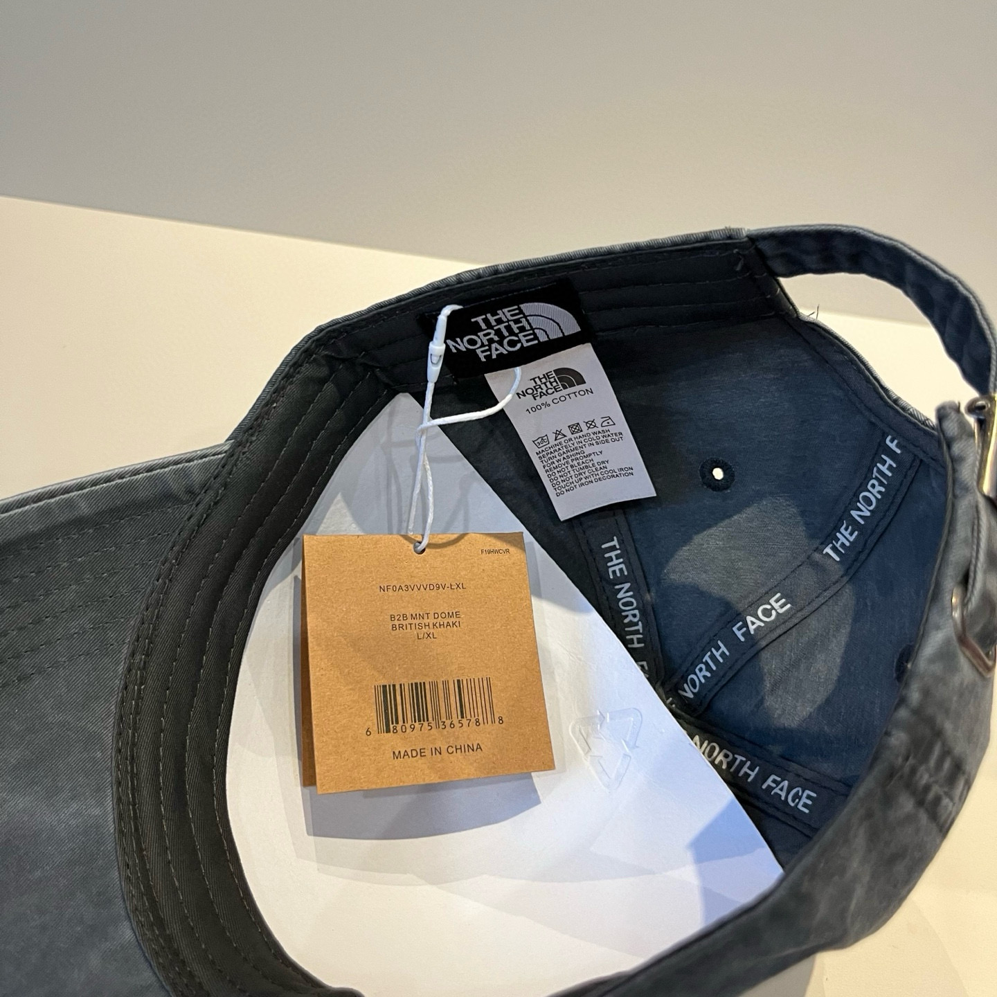 
北面♥️棒球帽🧢官网新品棒球帽，原单品质火爆来袭 。🎩 工艺非常精美 高档大气上档次！低调奢华，方便携