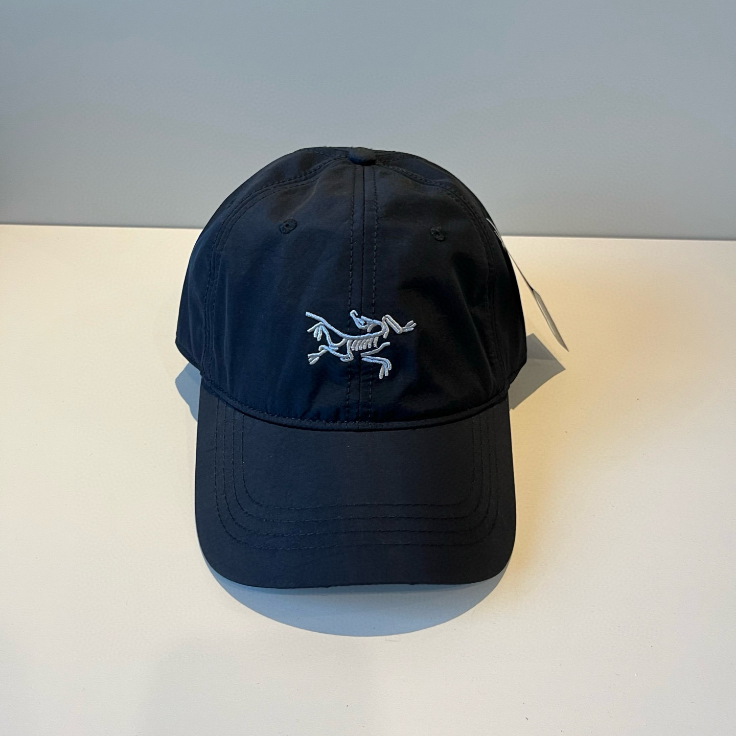 【始祖鸟】2025春款新款简约棒球帽，新款出货，大牌款超好搭配，赶紧入手！