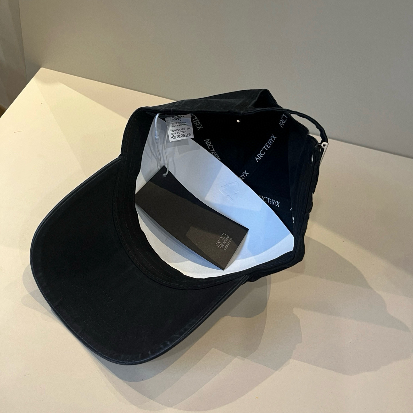 【始祖鸟】2025春款新款简约棒球帽，新款出货，大牌款超好搭配，赶紧入手！