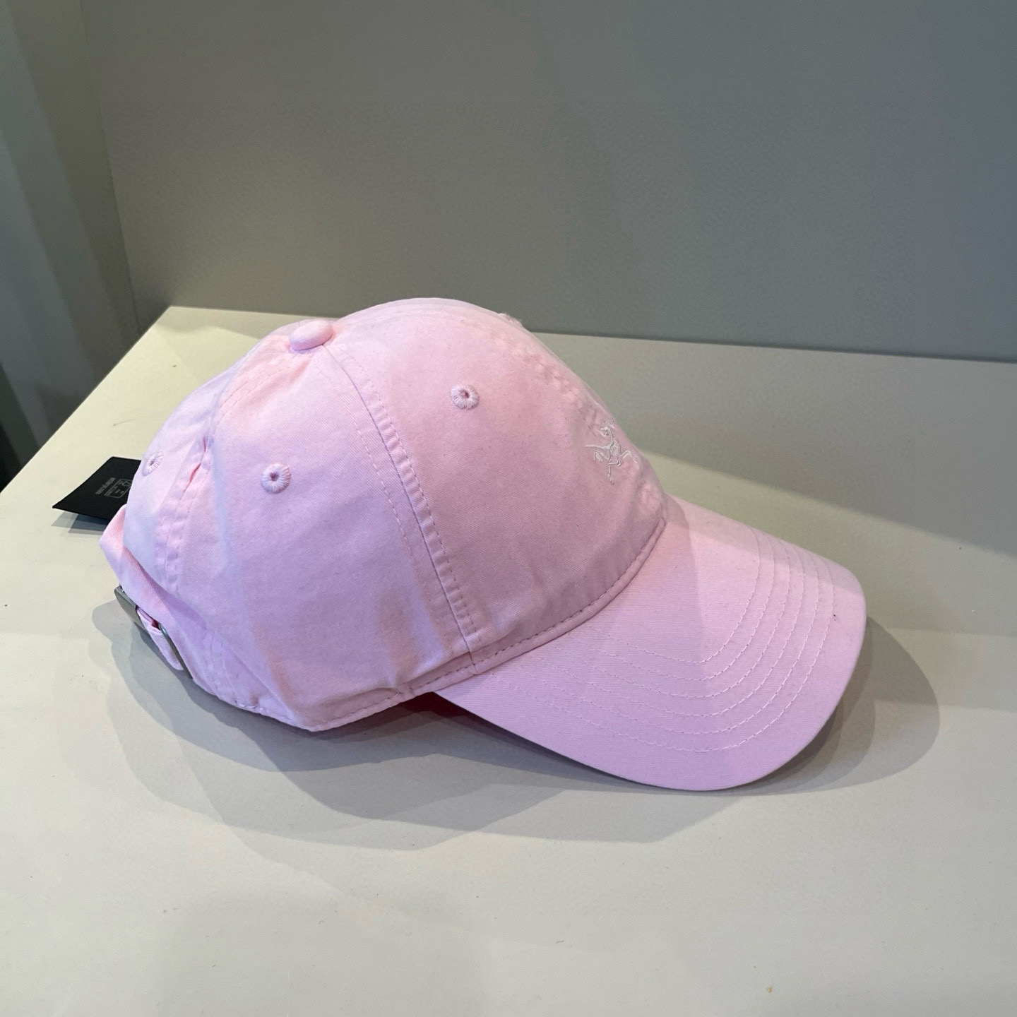 【始祖鸟】2025春款新款简约棒球帽，新款出货，大牌款超好搭配，赶紧入手！