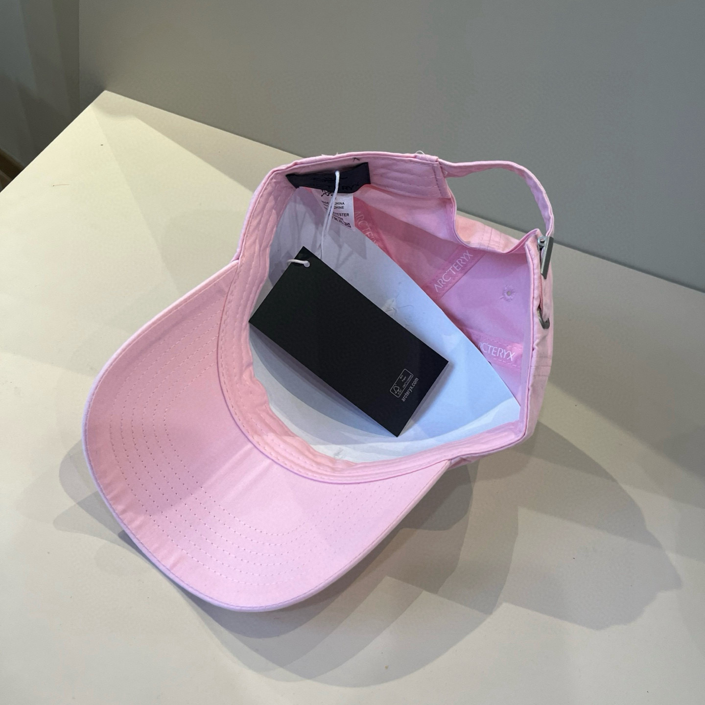 【始祖鸟】2025春款新款简约棒球帽，新款出货，大牌款超好搭配，赶紧入手！