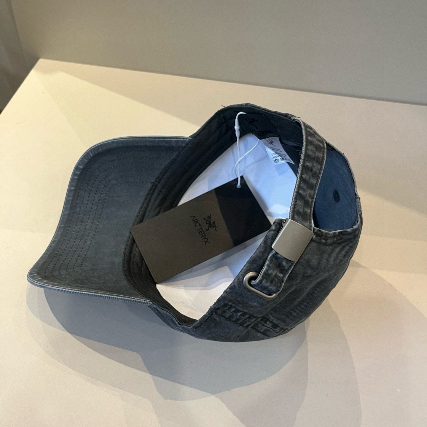 【始祖鸟】2025春款新款简约棒球帽，新款出货，大牌款超好搭配，赶紧入手！