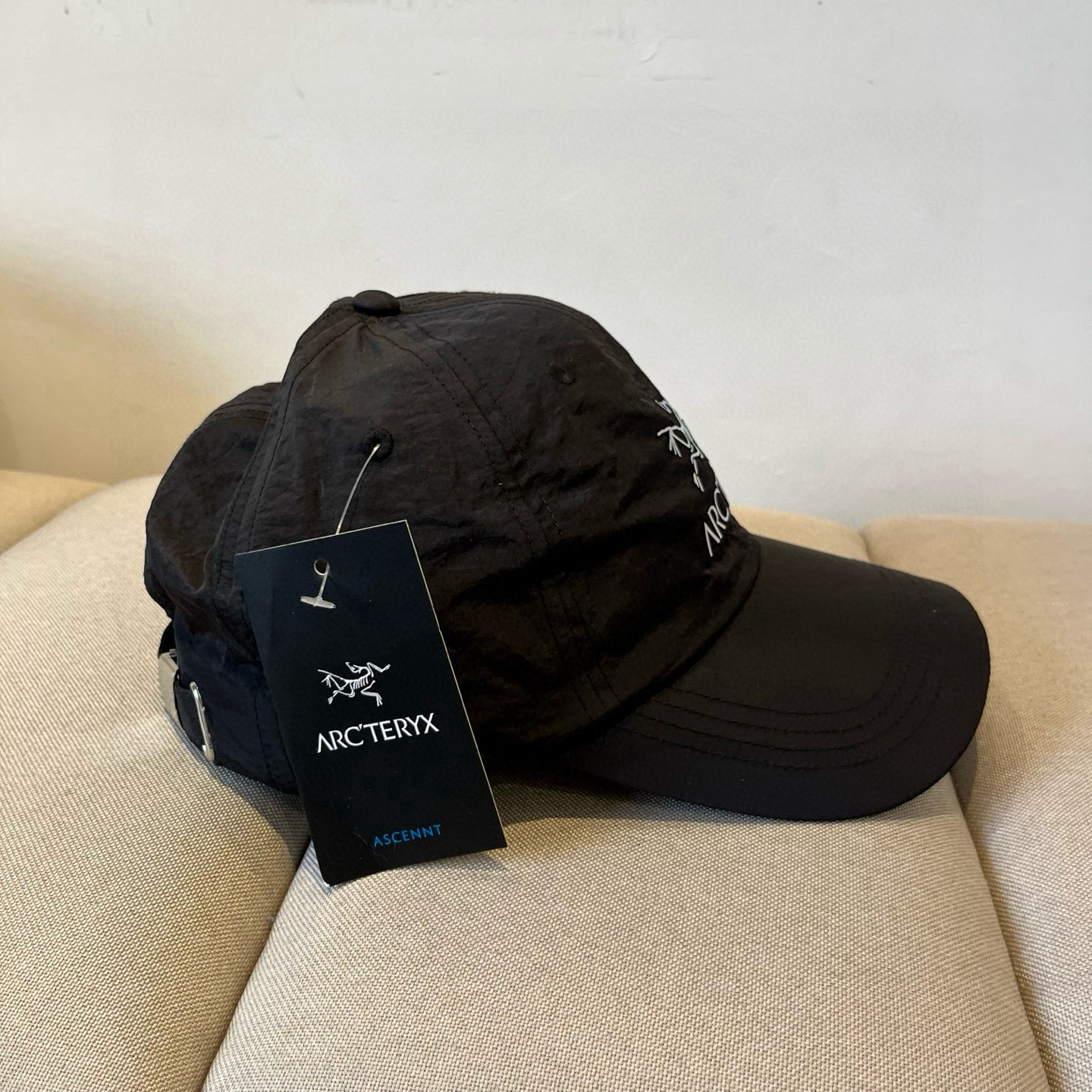 【始祖鸟】2025春款新款简约棒球帽，新款出货，大牌款超好搭配，赶紧入手！