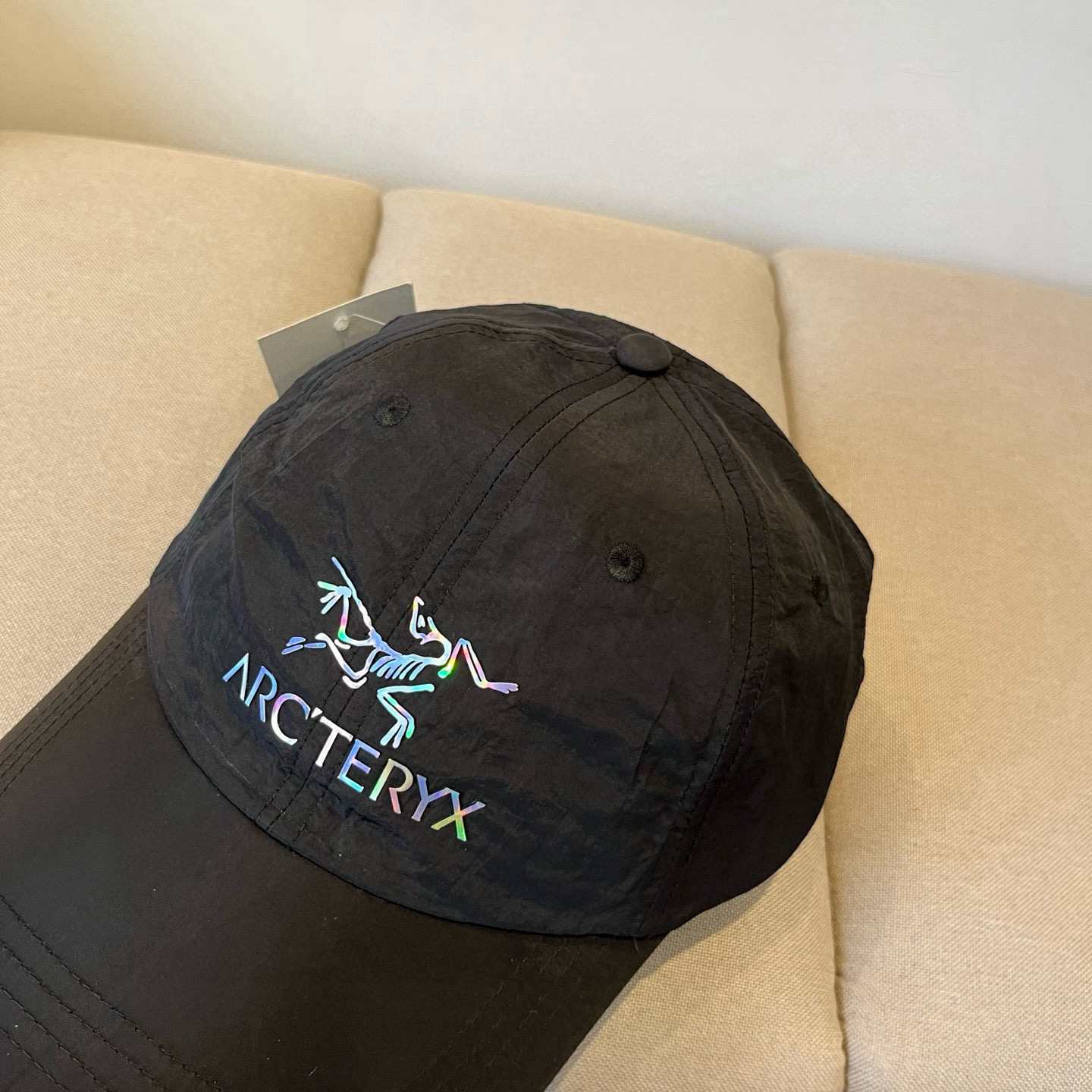 【始祖鸟】2025春款新款简约棒球帽，新款出货，大牌款超好搭配，赶紧入手！