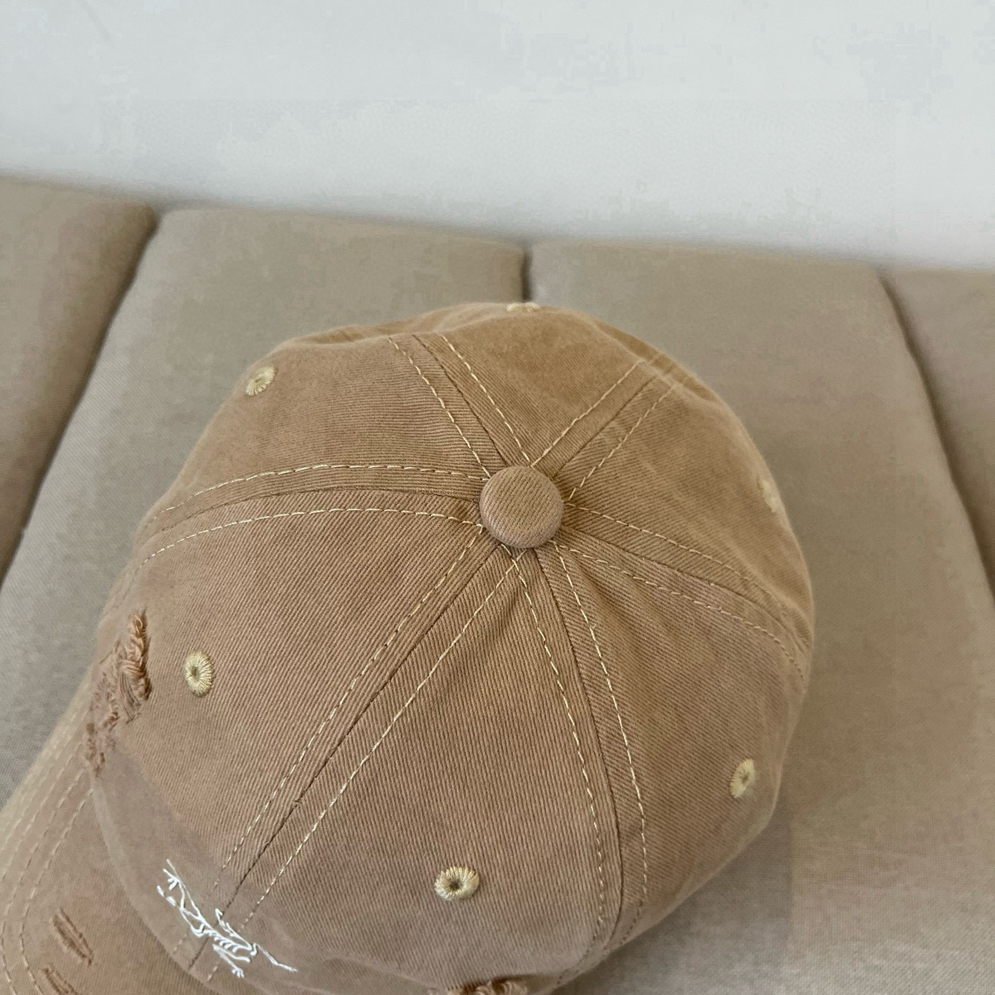 【始祖鸟】2025春款新款简约棒球帽，新款出货，大牌款超好搭配，赶紧入手！