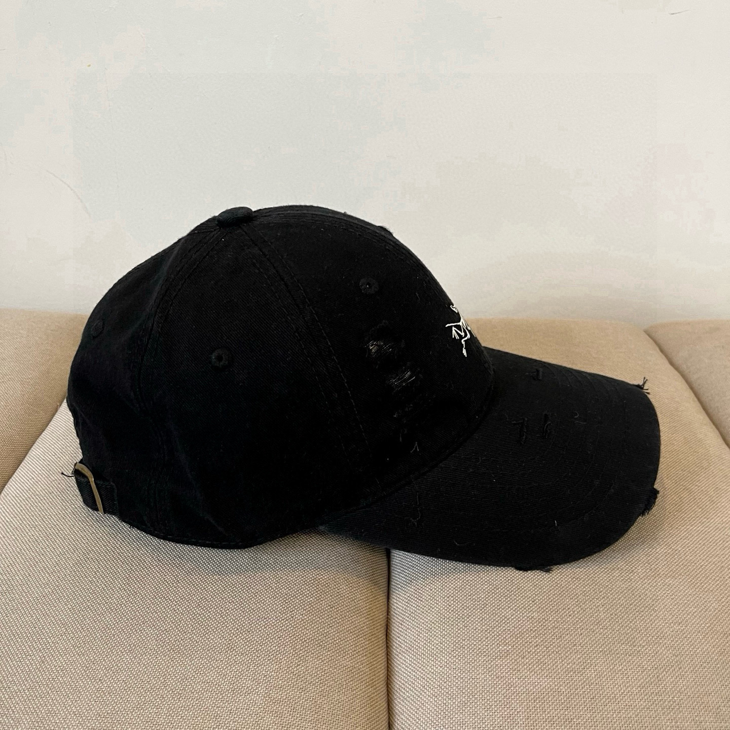 【始祖鸟】2025春款新款简约棒球帽，新款出货，大牌款超好搭配，赶紧入手！