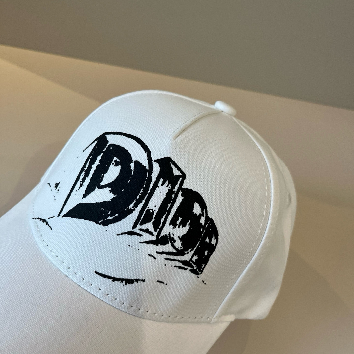 【DIOR迪奥】新款走量简约棒球帽🧢，新款出货，大牌款超好搭配，赶紧入手！