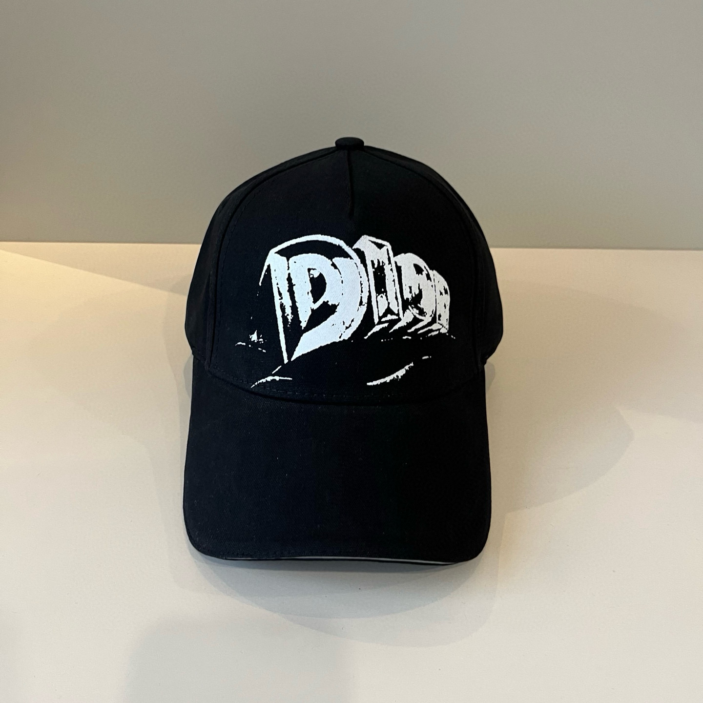 【DIOR迪奥】新款走量简约棒球帽🧢，新款出货，大牌款超好搭配，赶紧入手！