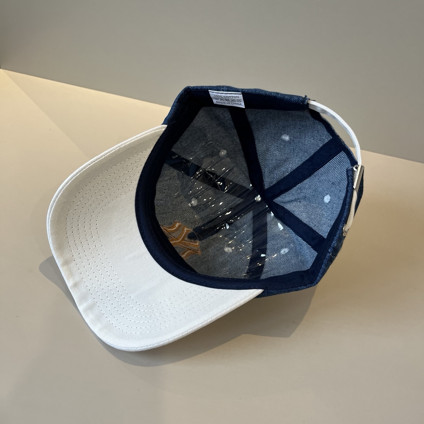  新品ꫛꫀꪝ ❥——❤专柜品质，细节就是完美
MLB拼接新款 官网步上新Ny🧢，代购版本 质量看细节好！