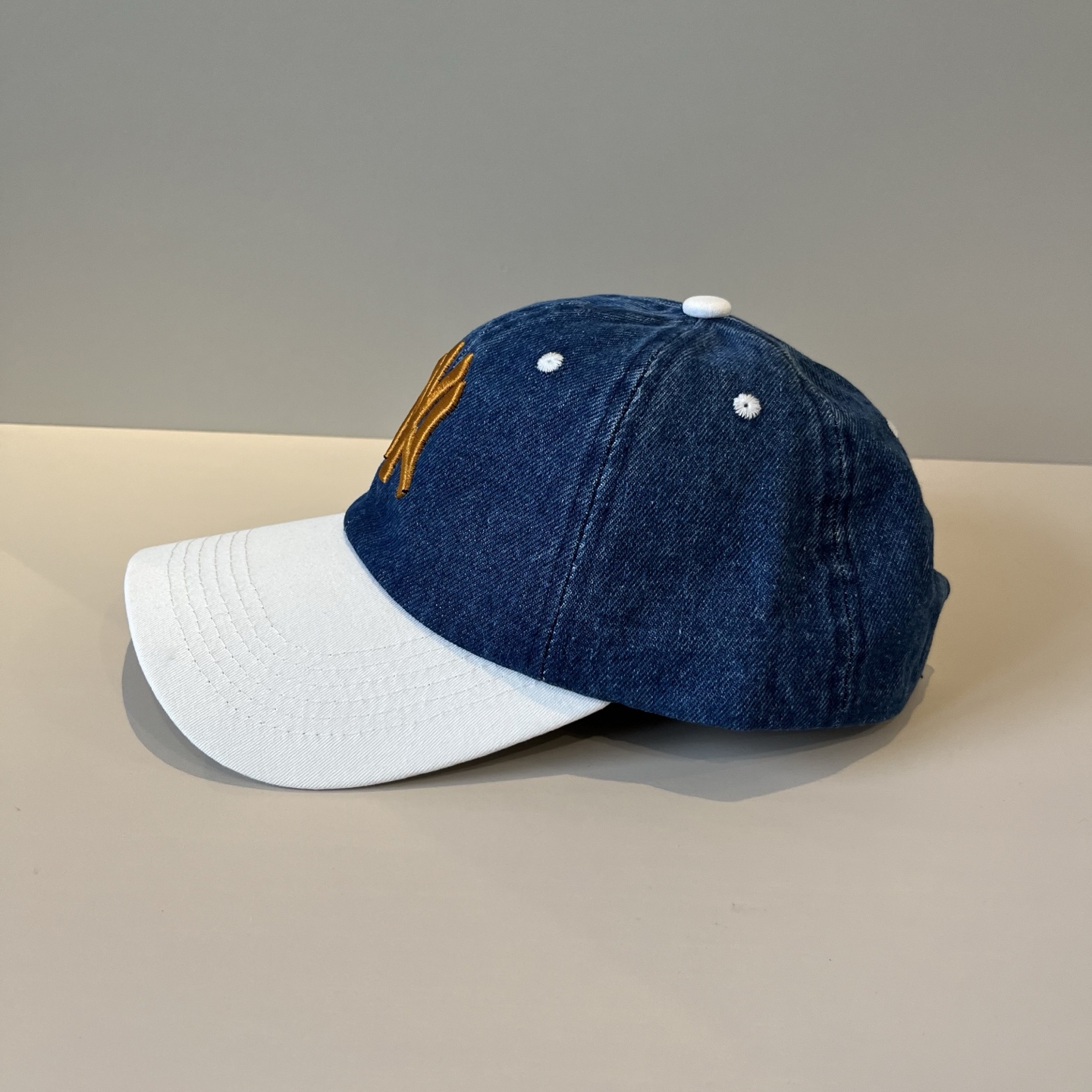  新品ꫛꫀꪝ ❥——❤专柜品质，细节就是完美
MLB拼接新款 官网步上新Ny🧢，代购版本 质量看细节好！