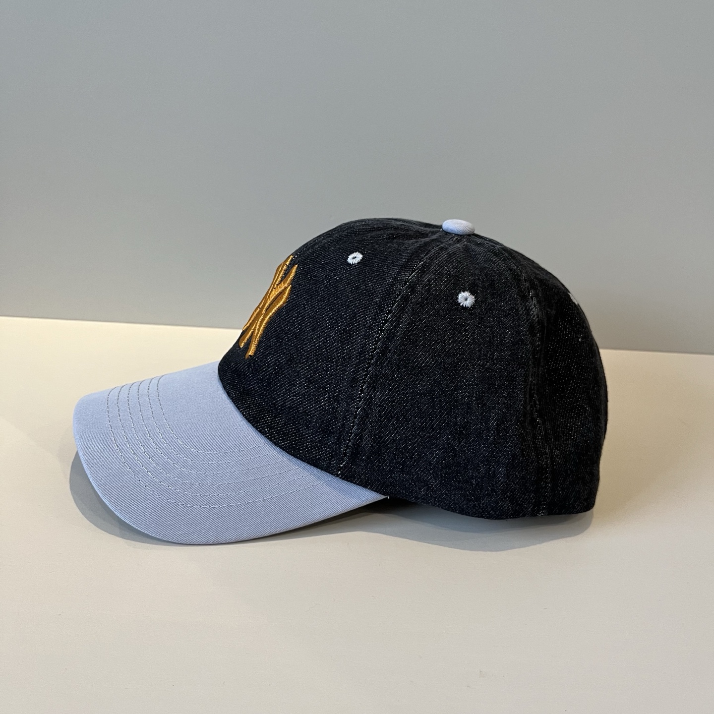  新品ꫛꫀꪝ ❥——❤专柜品质，细节就是完美
MLB拼接新款 官网步上新Ny🧢，代购版本 质量看细节好！