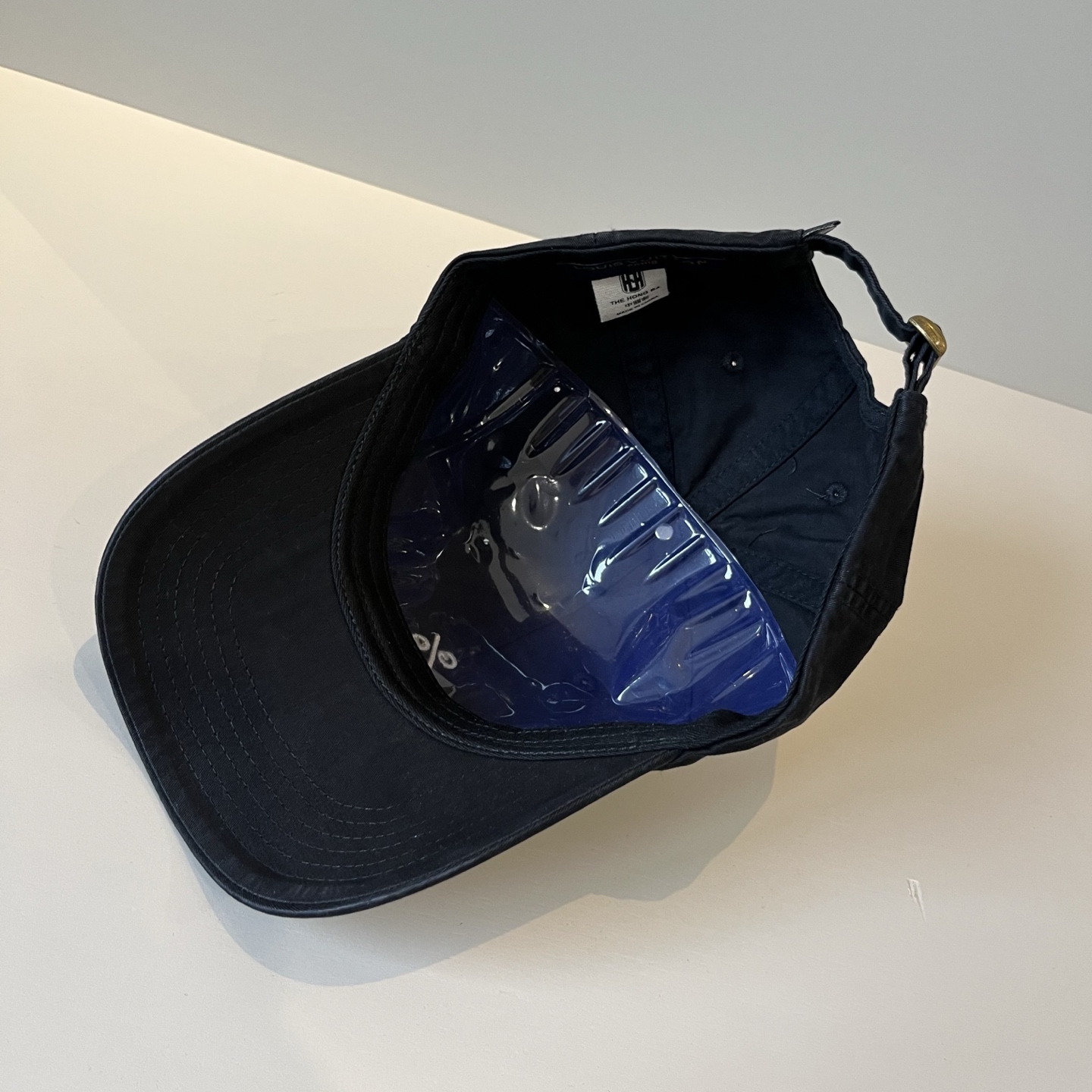 🧢路易威登棒球帽 LouisVuitton😍新款LV棒球帽，重工打造♥️高端大气，百搭款🤗男女通用！跑量