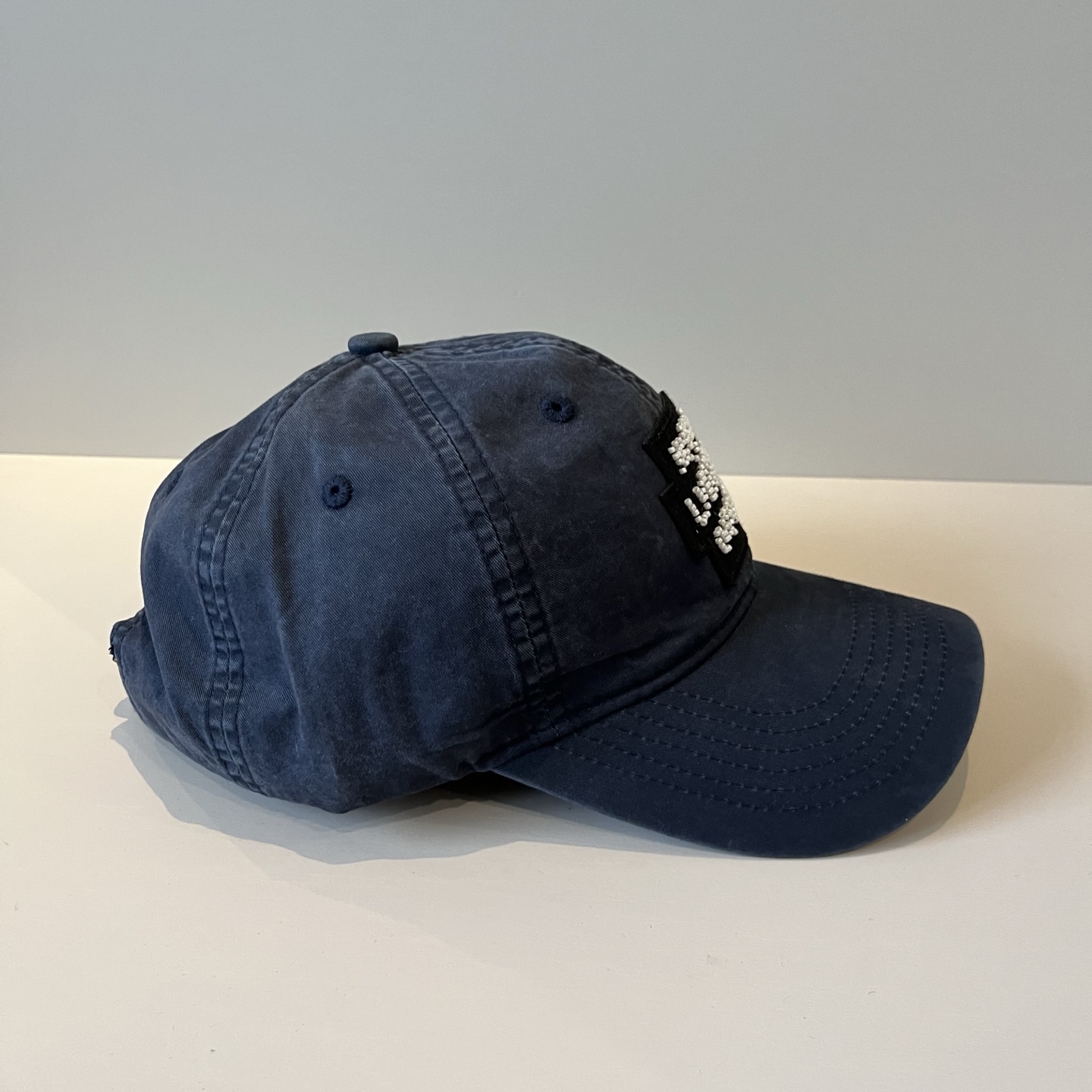 🧢路易威登棒球帽 LouisVuitton😍新款LV棒球帽，重工打造♥️高端大气，百搭款🤗男女通用！跑量