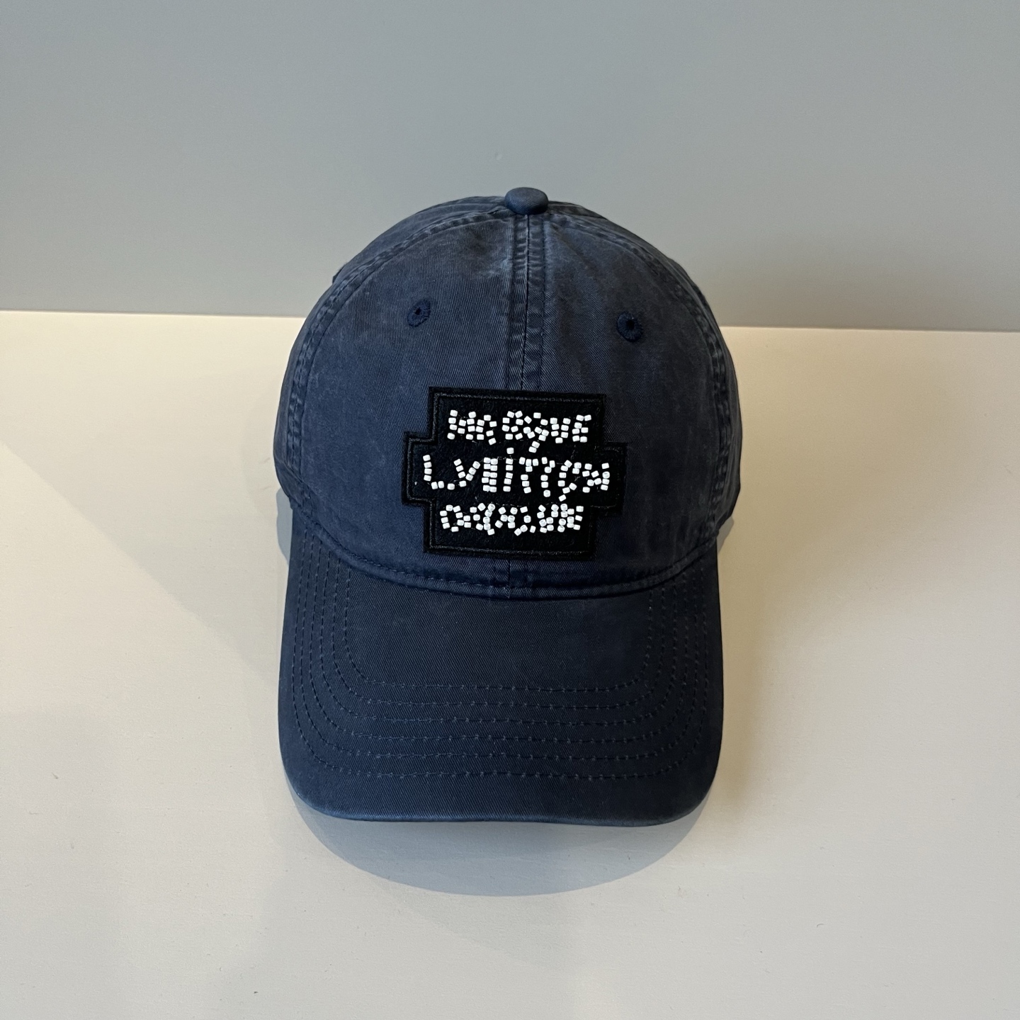 🧢路易威登棒球帽 LouisVuitton😍新款LV棒球帽，重工打造♥️高端大气，百搭款🤗男女通用！跑量