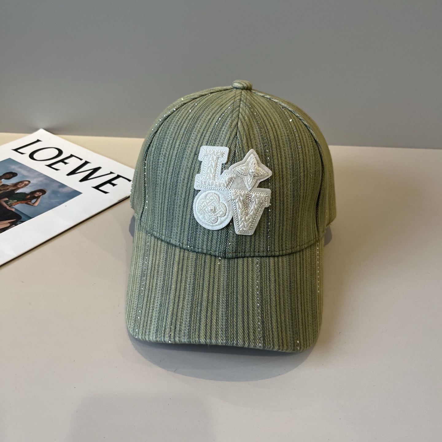 🧢路易威登棒球帽 LouisVuitton😍新款LV棒球帽，重工打造♥️高端大气，百搭款🤗男女通用！跑量