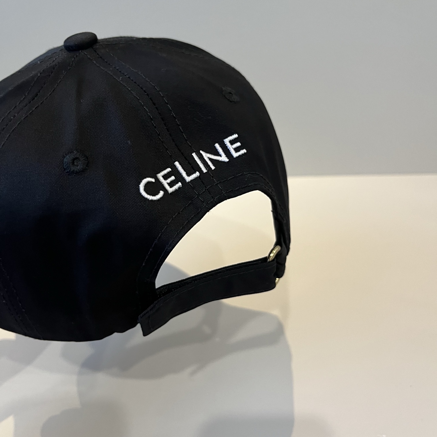 【CELINE赛琳】新款经典休闲潮流款 棒球帽🧢日韩风格，随便搭配都超好看！出门旅游，绝对要入手的一款