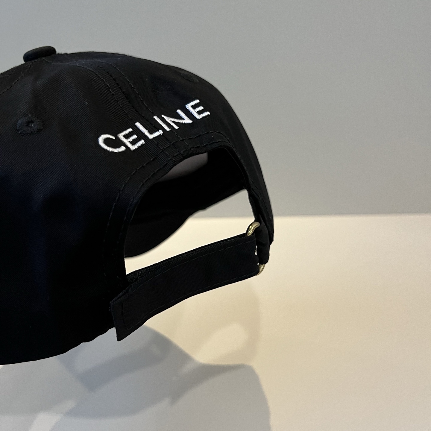 【CELINE赛琳】新款经典休闲潮流款 棒球帽🧢日韩风格，随便搭配都超好看！出门旅游，绝对要入手的一款