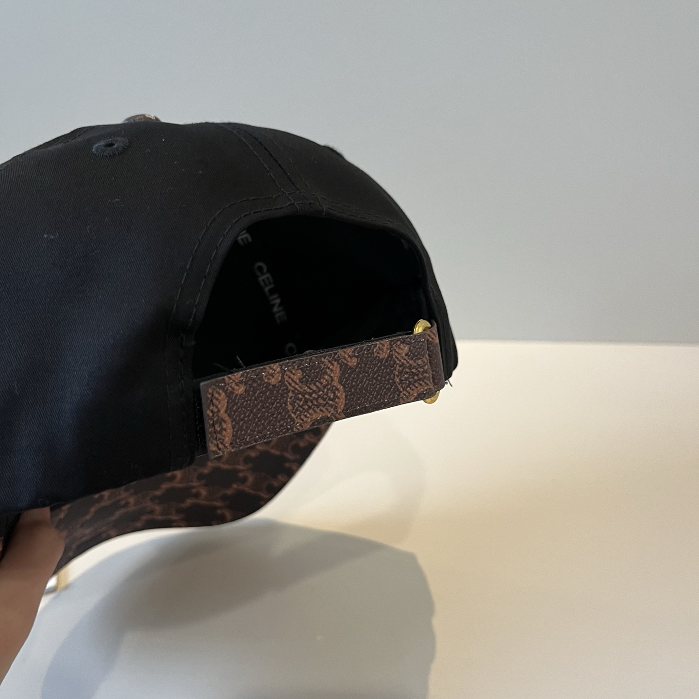 【CELINE赛琳】新款经典休闲潮流款 棒球帽🧢日韩风格，随便搭配都超好看！出门旅游，绝对要入手的一款