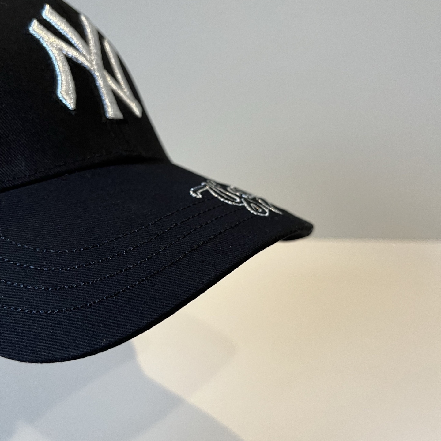  新品ꫛꫀꪝ ❥——❤专柜品质，细节就是完美
MLB拼接新款 官网步上新Ny🧢，代购版本 质量看细节好！